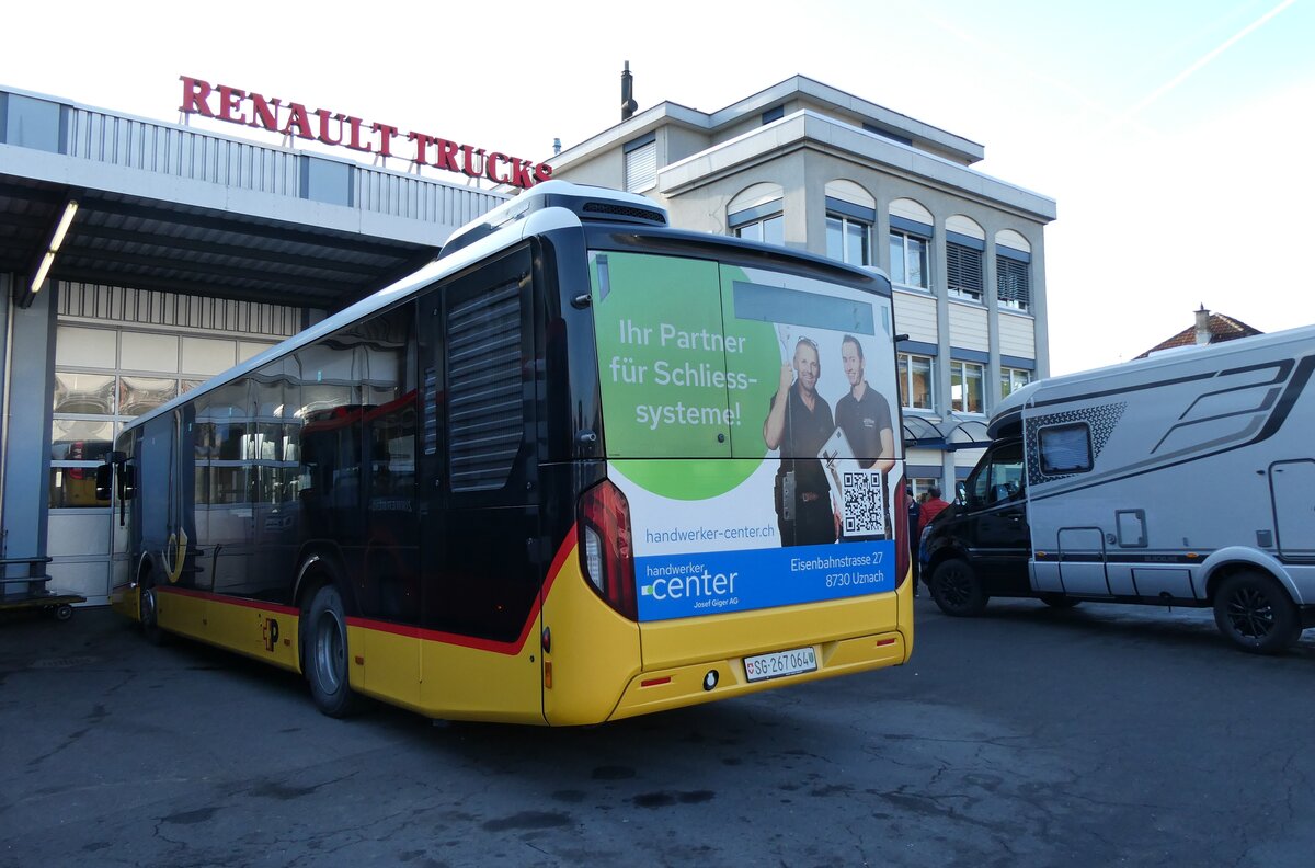 (283'119) - PostAuto Ostschweiz - SG 267'064/PID 11'498 - MNAN am 12. Dezember 2025 in Schmerikon, Thomann