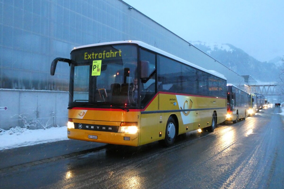 (283'789) - Tschannen, Zofingen - Nr. 7/AG 14'483/PID 90 - Setra am 10. Januar 2026 beim Bahnhof Frutigen