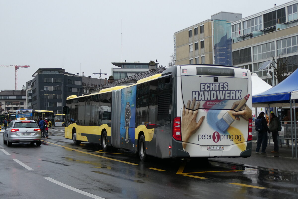 (284'415) - STI Thun - Nr. 715/BE 810'715 - Mercedes am 29. Januar 2026 beim Bahnhof Thun