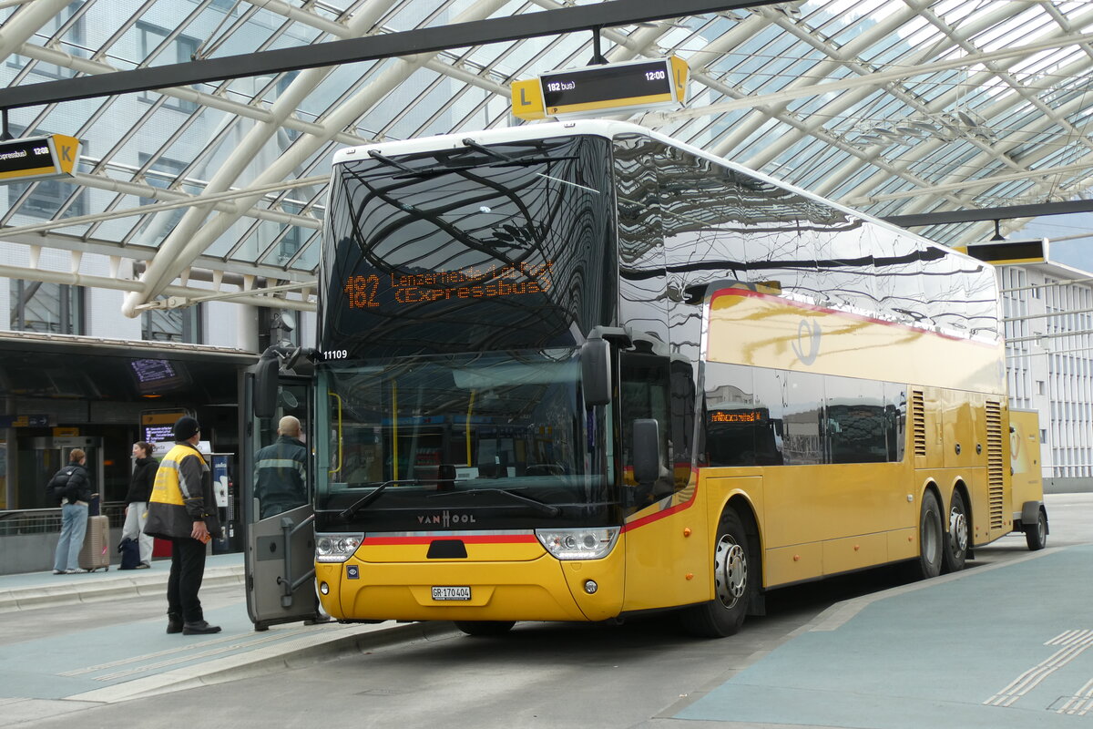 (284'667) - PostAuto Graub�nden - GR 170'404/PID 11'109 - Van Hool am 6. Februar 2026 in Chur, Postautostation