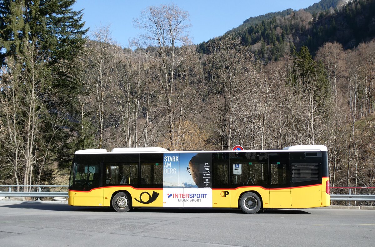 (285'210) - PostAuto Bern - BE 827'645/PID 11'426 - Mercedes am 5. M�rz 2026 in Lauterbrunnen, Parkhaus