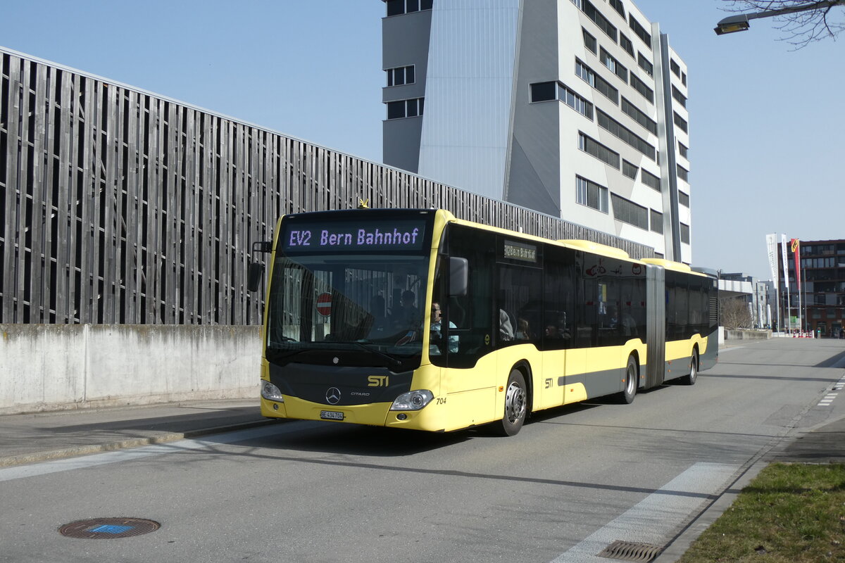 (285'310) - STI Thun - Nr. 704/BE 434'704 - Mercedes am 7. M�rz 2026 beim Bahnhof Bern Br�nnen Westside
