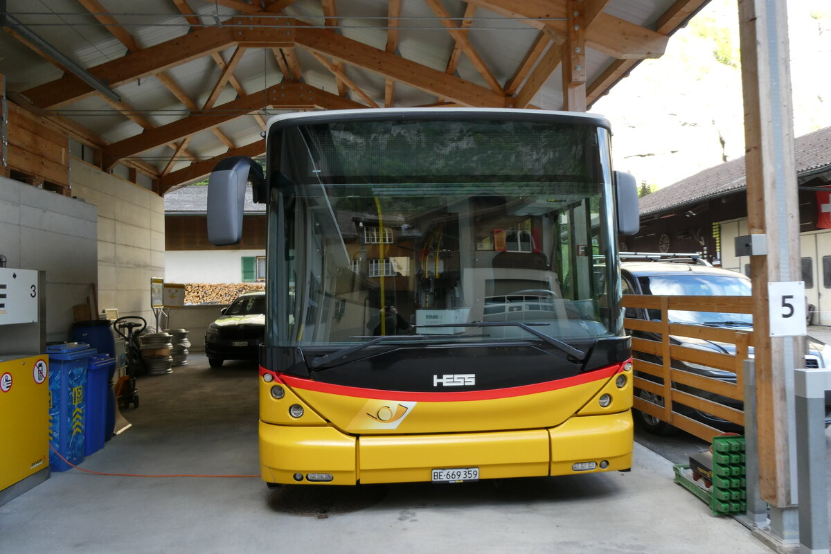 (286'939) - PostAuto Bern - BE 669'359/PID 10'147 - Hess (ex Nr. 6; ex Klopfstein, Laupen Nr. 6) am 13. Mai 2026 in Stechelberg, Garage