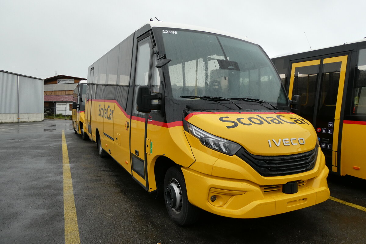 (286'966) - CarPostal Ouest - PID 12'586 - Iveco/K-Bus am 14. Mai 2026 in Kerzers, Interbus