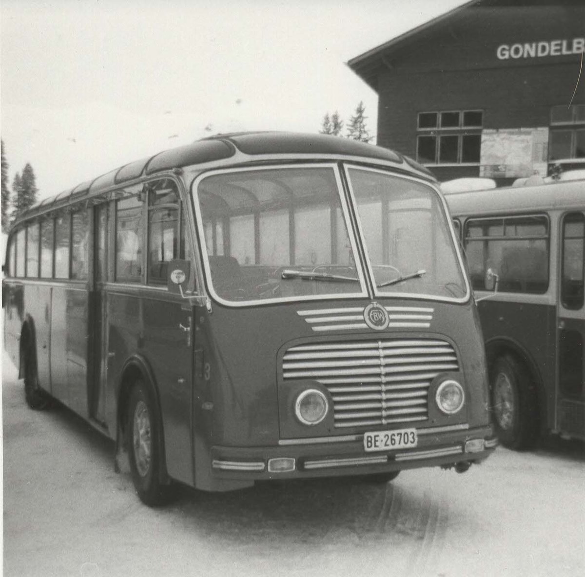 (8-02) - Aus dem Archiv: AFA Adelboden - Nr. 3/BE 26'703 - FBW/Gangloff im M�rz 1988 in Adelboden, Geils