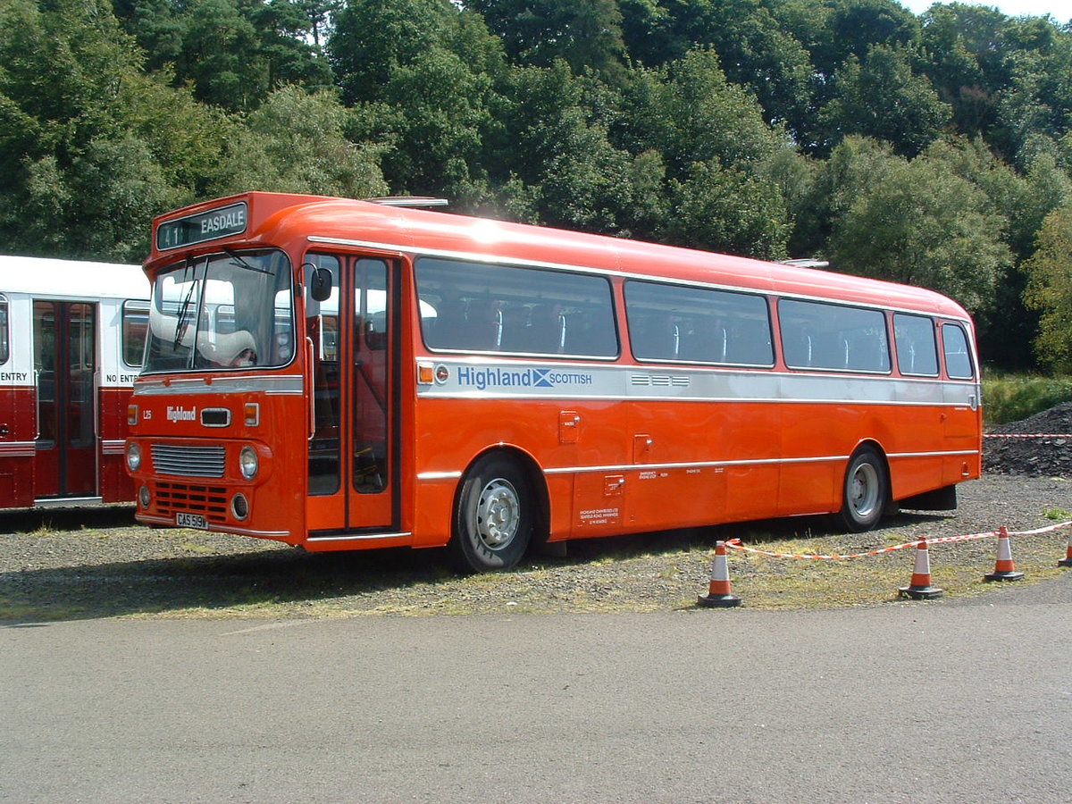 CAS 519W
1980 Leyland Leopard
Alexander T-type C49F bodywork
New to Highland Omnibuses, fleet number L25.
Photographed at the Scottish Vintage Bus Museum, Lathalmond, Scotland on 15th August 2010.