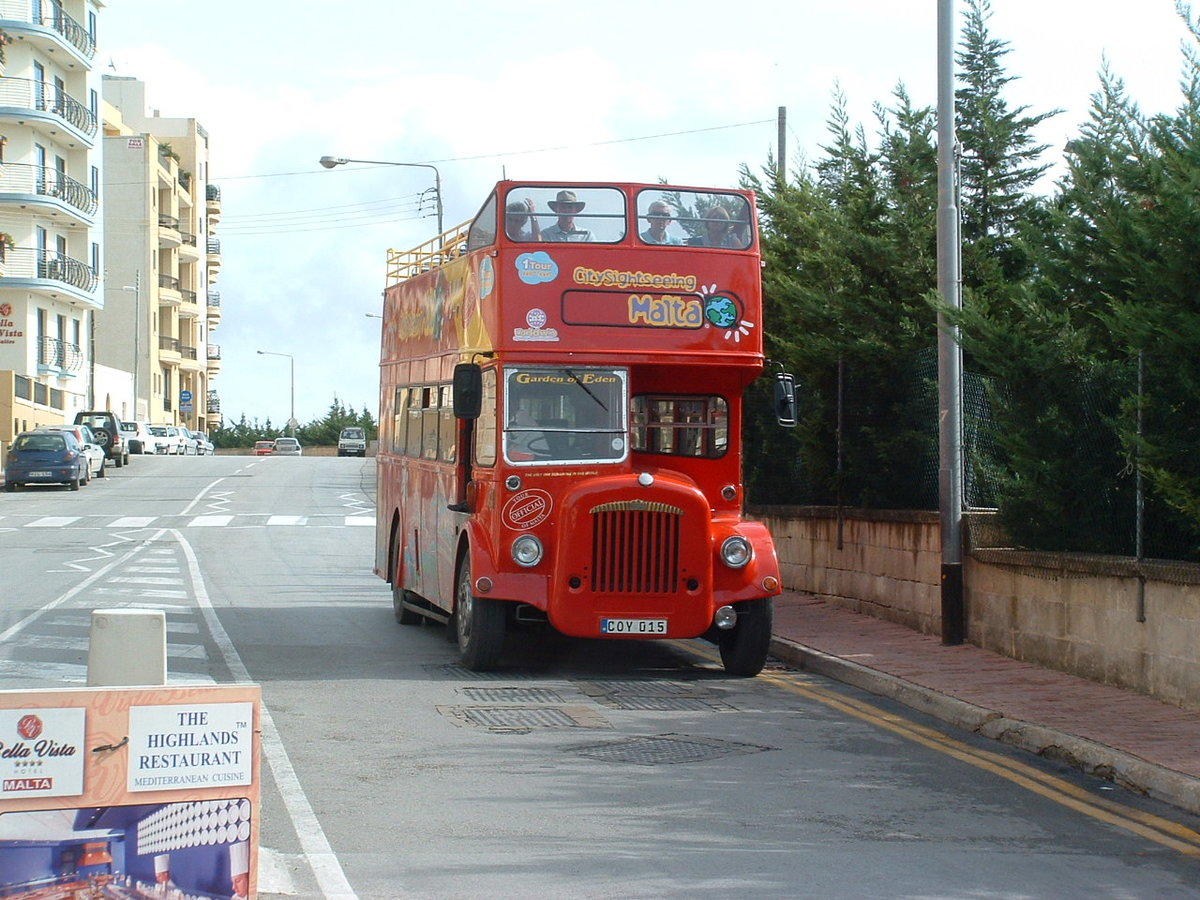 COY 015
1968 Daimler CVG6
Roe H33/26R (when new)
New to Northampton Corporation, carrying registration JVV 266G. fleet number 266.

Photographed outside the Bella Vista Hotel, Qwara, Malta on 9th October 2010.