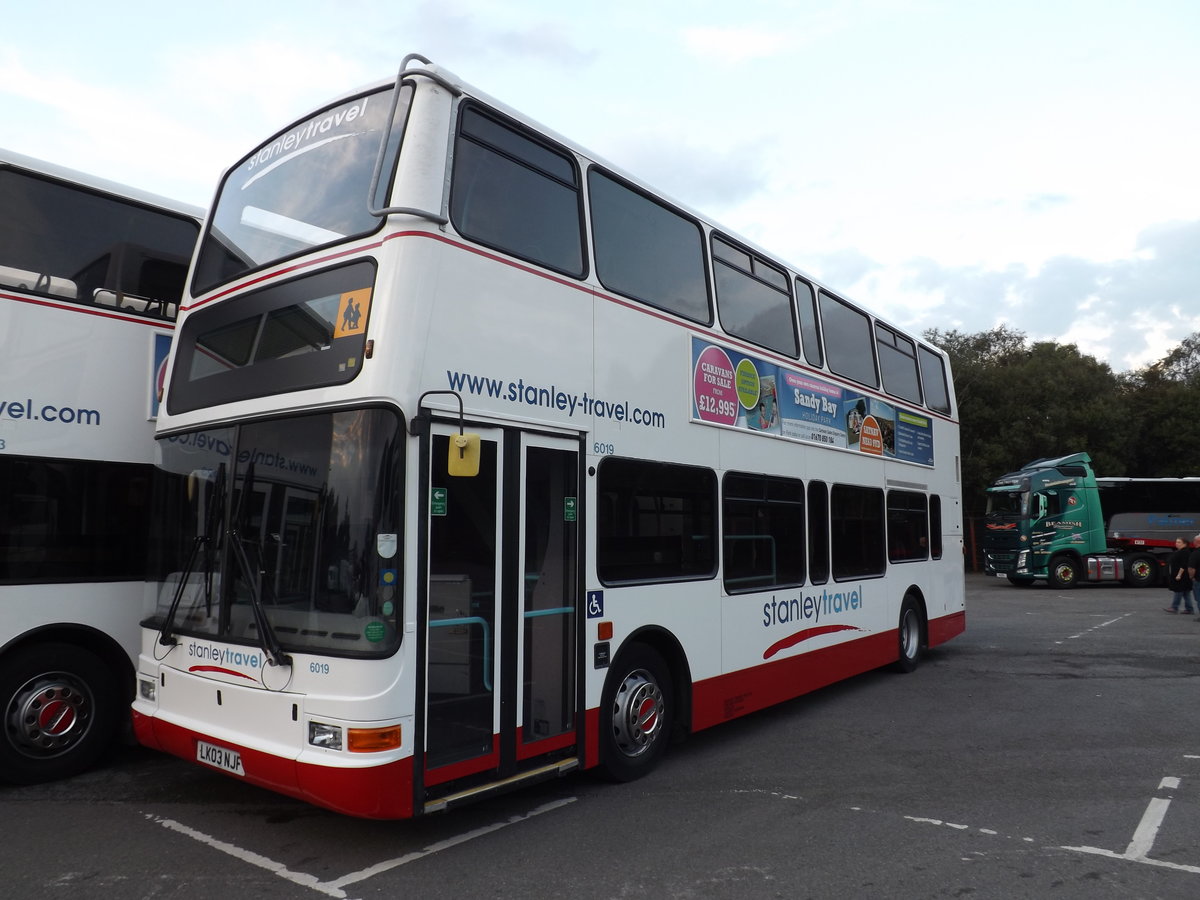 LK03 NJF
2003 Volvo B7TL
Transbus H42/23D(as built)
New to First Capital. London, fleet number VTL1320.

Photographed operating for Stanley Travel, Stanley, County Durham after undergoing conversion to single door.

Annfield Plain, County Durham, UK 23rd August 2016.