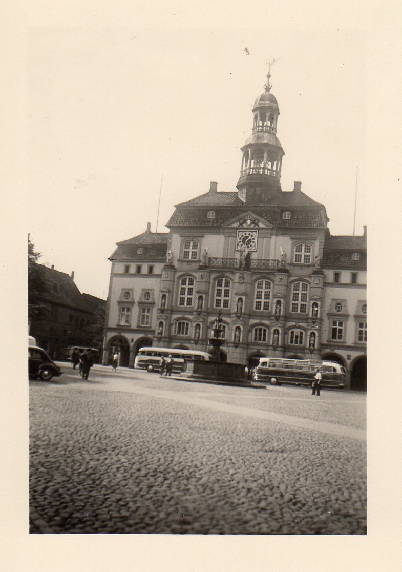 (MD036) - Aus dem Archiv: ??? - ? - ??? im Jahr 1956 in L�neburg, Rathaus