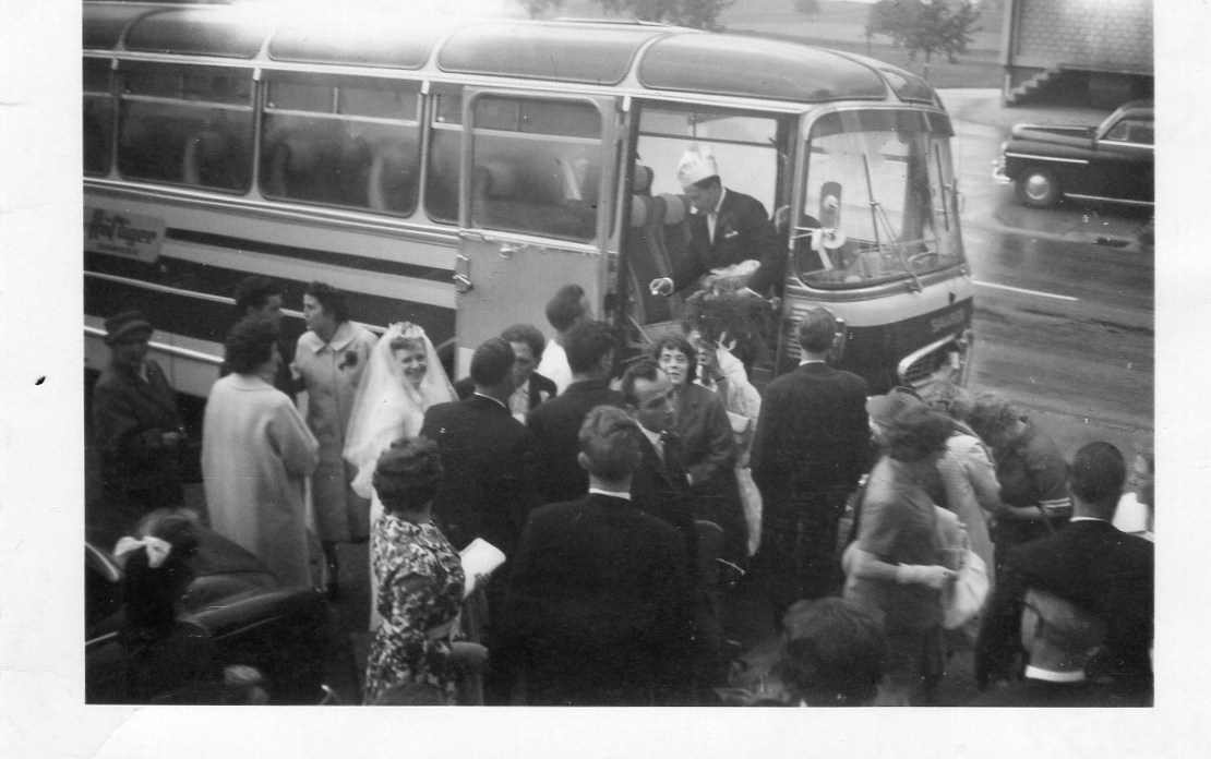 (MD059) - Aus dem Archiv: H�fliger, Sursee - ? - Saurer am 20. Mai 1961