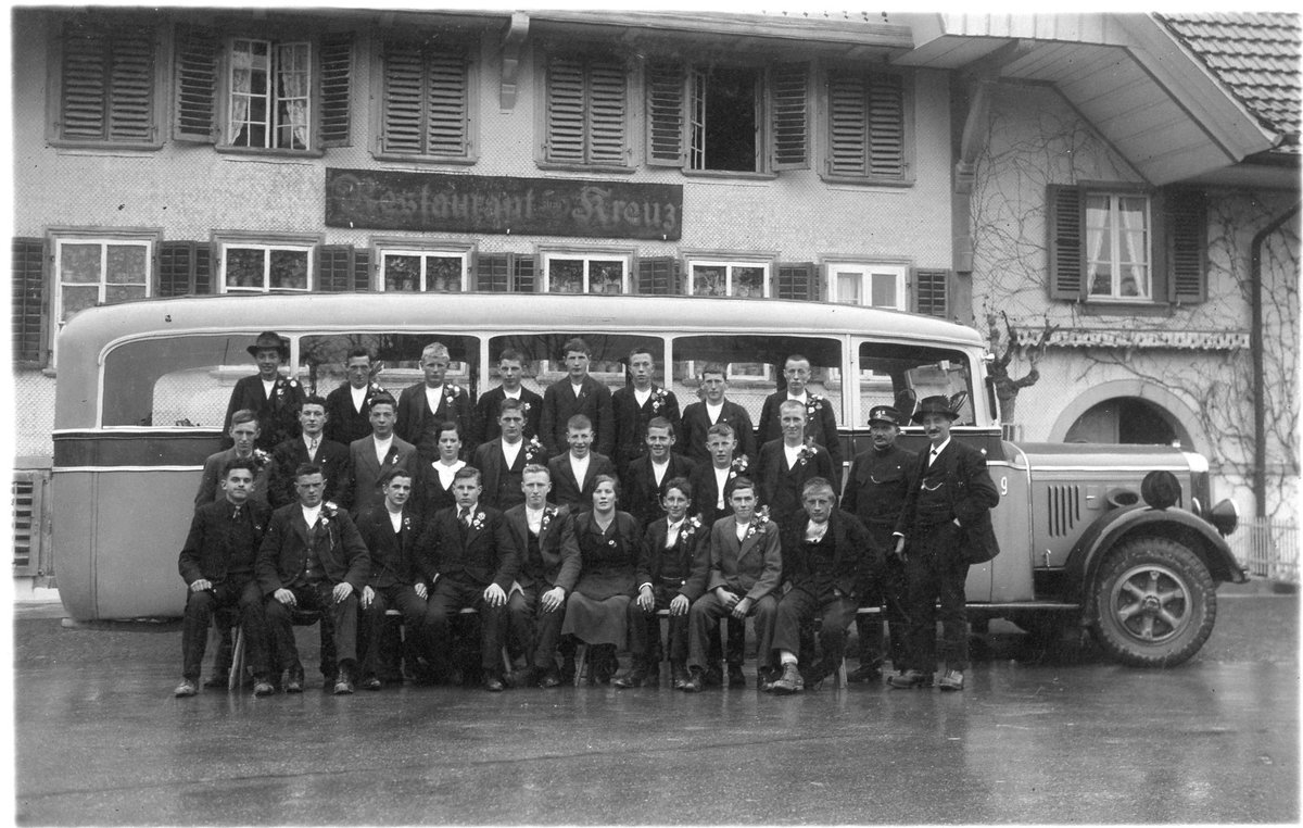 (MD123) - Aus dem Archiv: SER Langnau - Nr. 9 - Berna um 1930 in Sch�pbach, Restaurant Kreuz