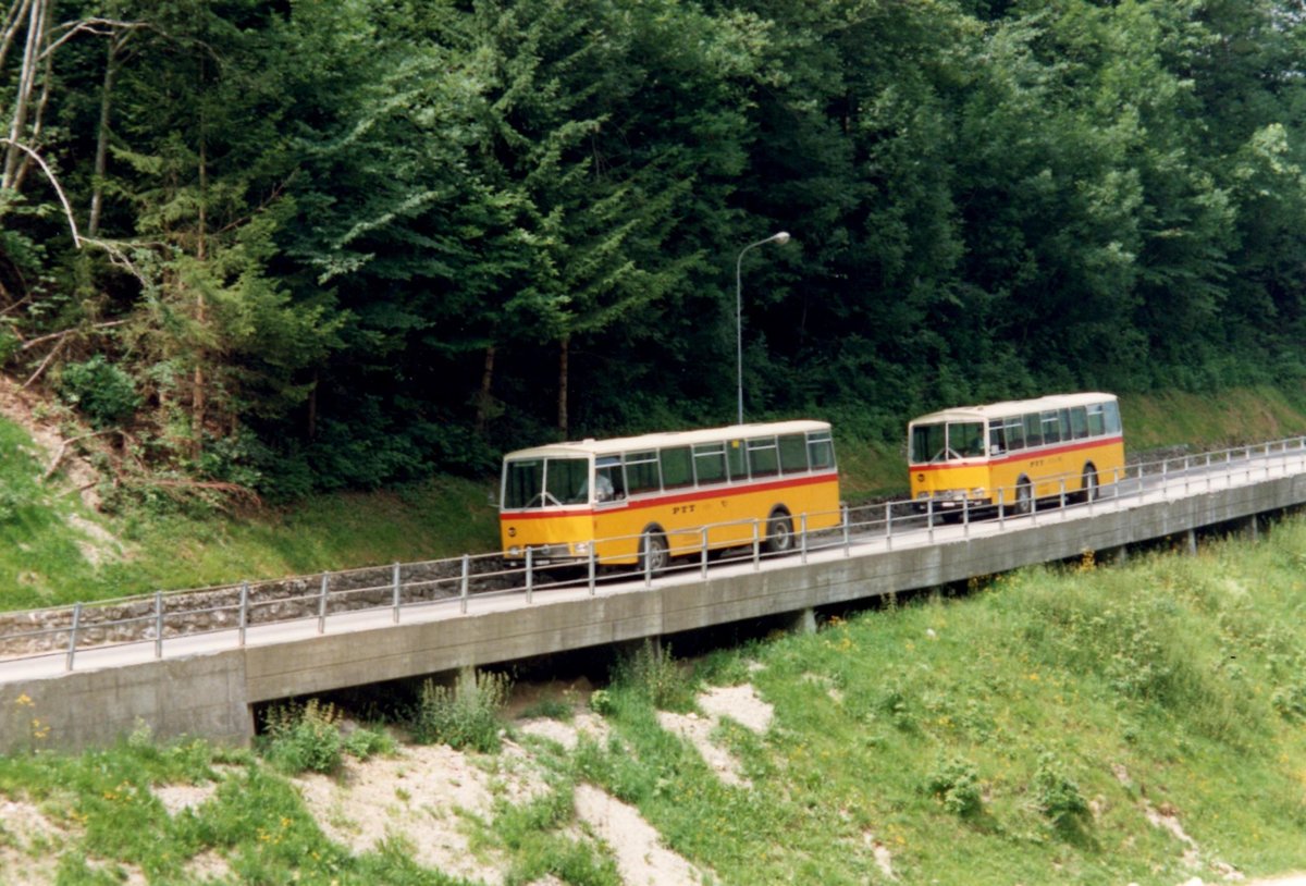 (MD321) - Aus dem Archiv: Vogt, Serneus - Nr. 24/GR 69'324 - Saurer + Nr. 11/GR 69'311 - Saurer/T�scher im Juli 1992