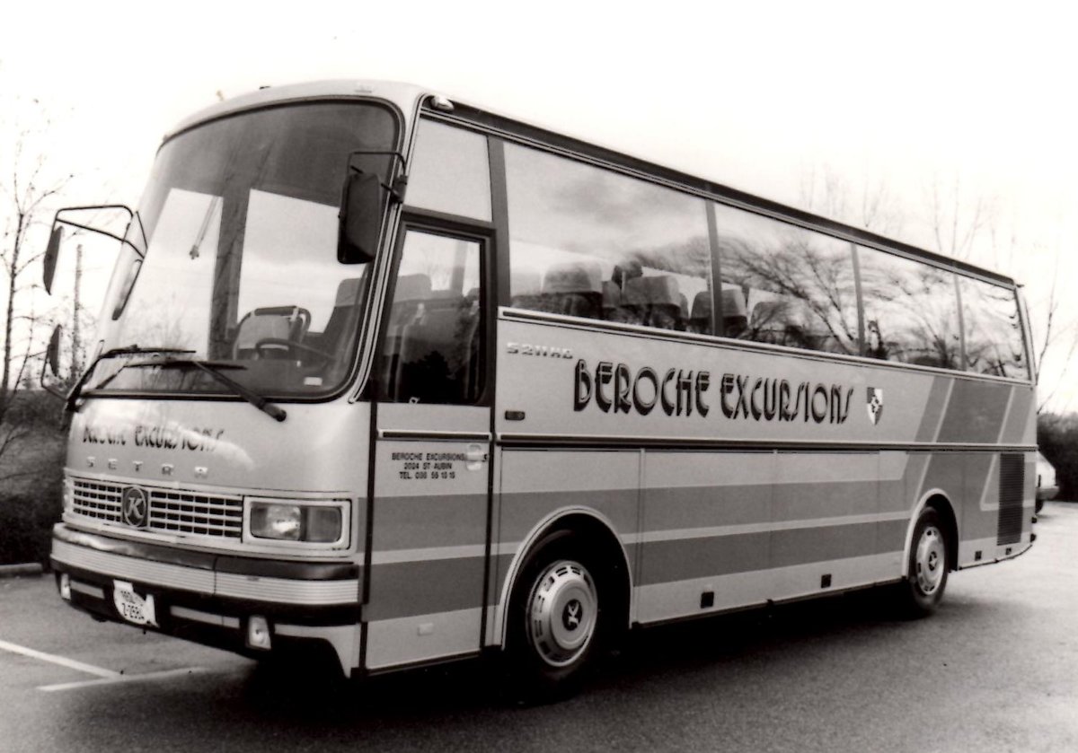 (MD343) - Aus dem Archiv: B�roche, St-Aubin - 652 Z-2584 - Setra am 12. April 1992