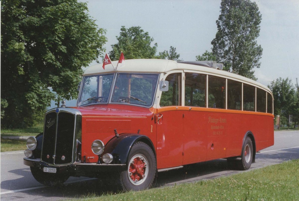 (MD373) - Aus den Archiv: Fl�ckiger, Rickenbach - Nr. 1/SO 22'153 - Saurer/Saurer (ex P 1337) um 1995