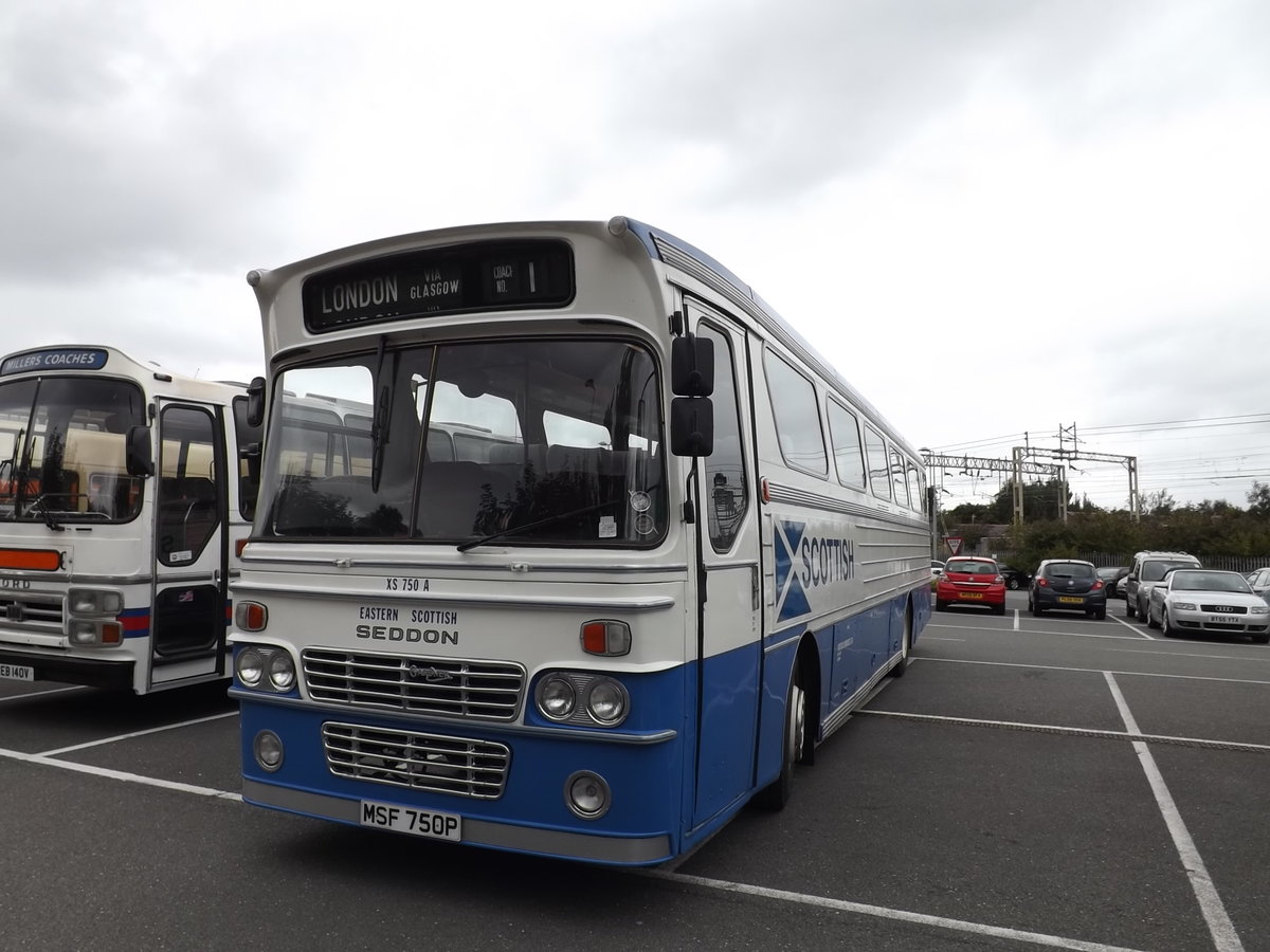 MSF 750P
1976 Seddon Pennine 7
Alexander C42Ft
Scottish Omnibuses XS750

Photo taken at Liverpool South Parkway Station, Liverpool on Sunday 8th September 2013.