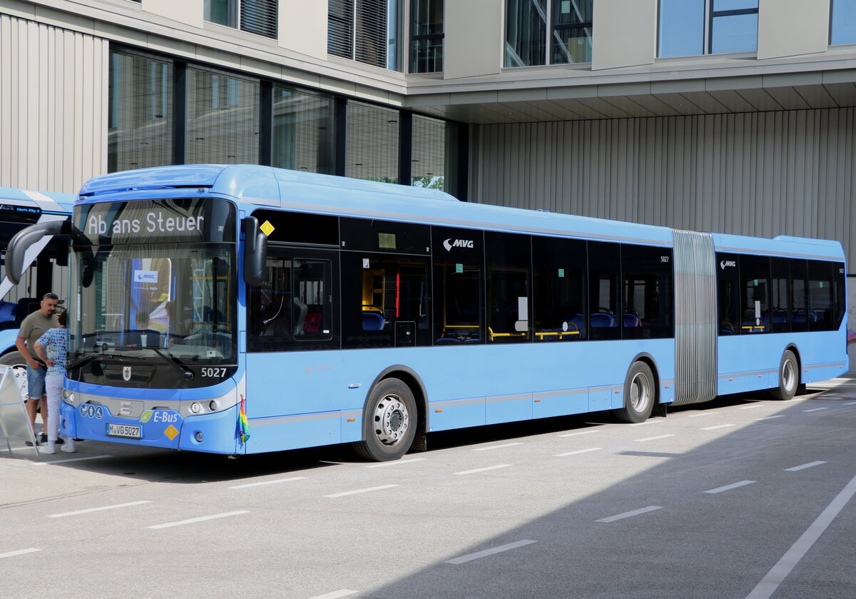 MVG M�nchen - Nr. 5027/M-VG 5027 - eEbusco am 29. Juni 2024 in Moosach, Betriebshof (Aufnahme: Martin Beyer)