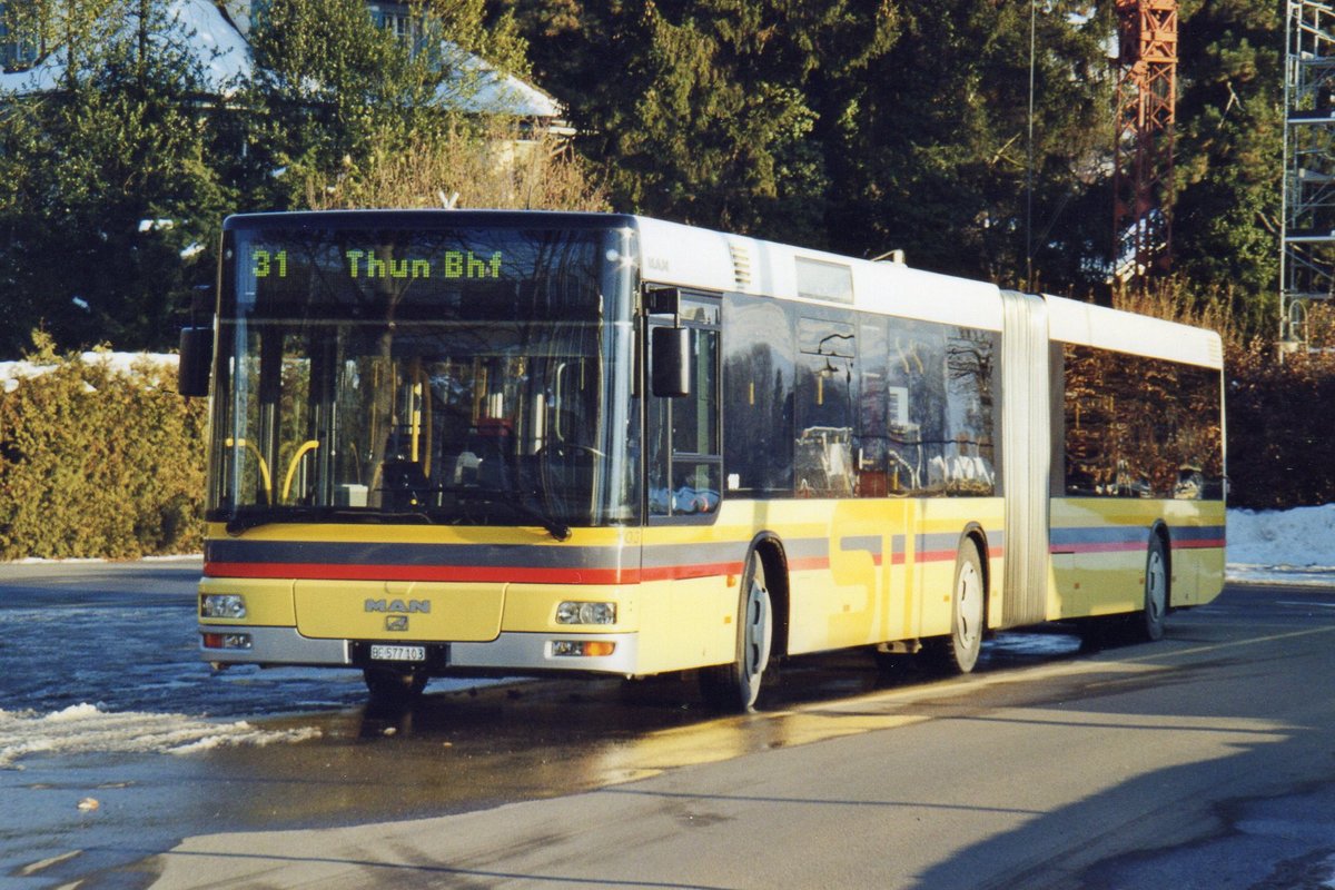 (R 3927) - Aus dem Archiv: STI Thun - Nr. 103/BE 577'103 - MAN am 6. Februar 2005 bei der Schiffl�ndte Thun