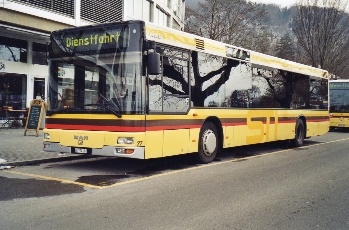 (R 4030) - Aus dem Archiv: STI Thun - Nr. 77/BE 274'177 - MAN am 19. Februar 2005 bei der Schiffl�ndte Thun