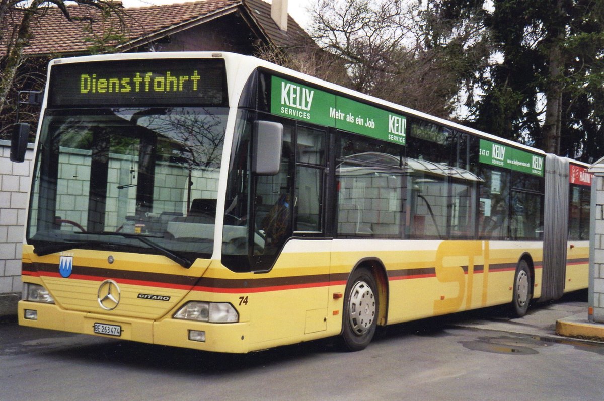 (R 4206) - Aus dem Archiv: STI Thun - Nr. 74/BE 263'474 - Mercedes am 27. M�rz 2005 in Thun, Garage (Teilaufnahme)