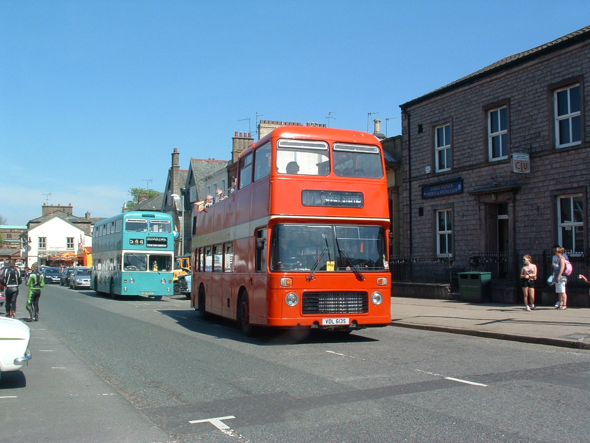 VDL 613S
1977 Bristol VRT
ECW CO43/31F
New to Hants & Dorset 3374
Originally registered UFX 855S and delivered as a convertible open top bus. Since converted to permanent partial open top. Photographed in Kirkby Stephen, Cumbria, UK, on 24th April 2011.