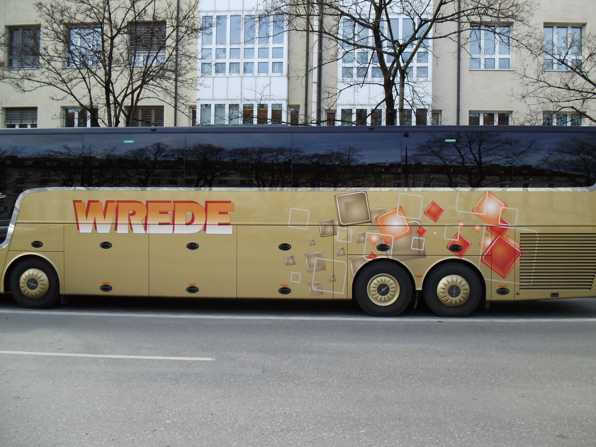 Wrede, Blender - Van Hool TX21 Altanao am 3. M�rz 2014 in M�nchen (Aufnahme: Martin Beyer)