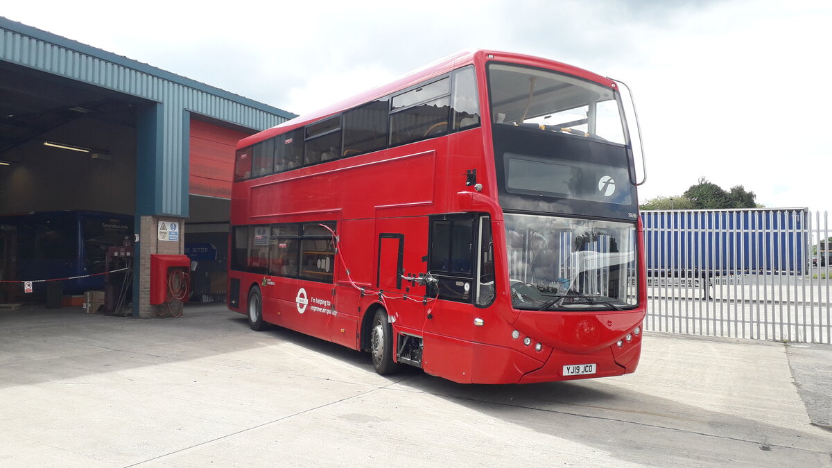 YJ19 JCO
2019 Optare MetroDecker EV
Optare H41/22D
First London 39599
Seen at Switch Mobility (Optare)s' premises at Rotherham, UK is this electric double deck bus, possibly a development vehicle for Switch Mobility/Optare.

9th August 2021.
