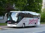 (275'243) - Petrolli, Niedereschach - VS-PR 4400 - Setra am 8.