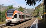 VIAS 409 (94 80 0428 143-2+0828 343-4+0828 243-6+0428 643-1) auf dem Weg nach Frankfurt beim Halt in Lorchhausen aufgenommen.