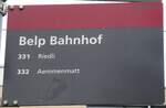(272'528) - BERNMOBIL-Haltestellenschild - Belp, Bahnhof - am 1. M�rz 2025