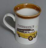 (226'829) - Aus Oesterreich: Tasse mit �STERREICH-Bus 1955 am 31.