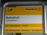 (187'651) - PostAuto-Haltestellenschild - Sch�pfheim, Bahnhof - am 2.