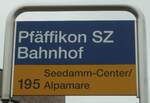 (135'825) - PostAuto-Haltestellenschild - Pf�ffikon SZ, Bahnhof - am 5.